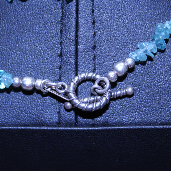 Doug Paulus Apatite Chip Necklace Vintage Signed India DP 925 Toggle Layering - Picture 5 of 8